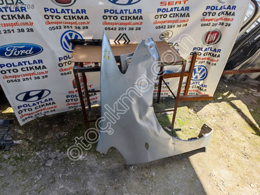 Toyota Auris ön sağ çamurluk orijinal 2009-2012