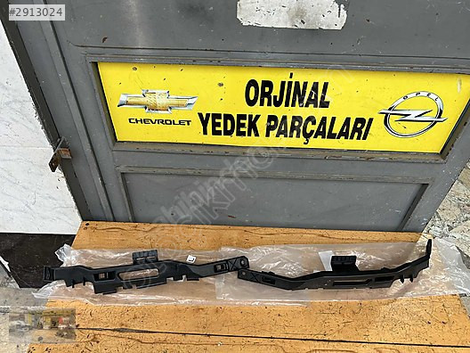 Opel insignia b makyajlı kasa sağ sol far braketi