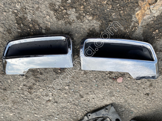 Peugeot 3008 egzoz çerçevesi orijinal krom
