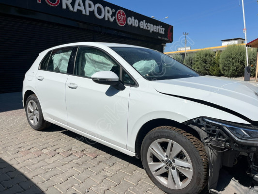 VW GOLF 8 SAĞ ÖN ÇAMURLUK ORİJİNAL ÇIKMA - 5H0821022A