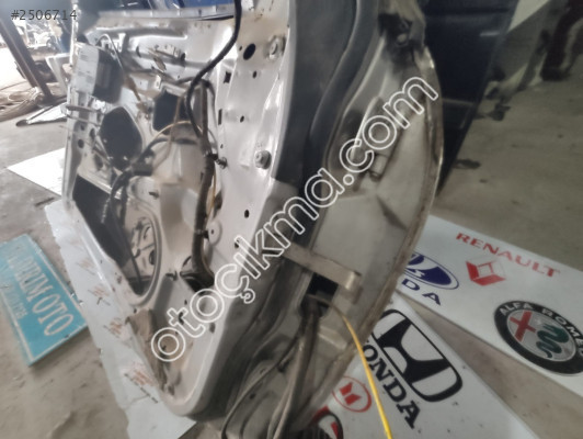 MERCEDES W140 SOL ÖN KAPI MENTEŞESİ