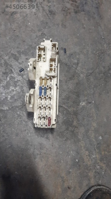 Mazda 626 balon kasa sigorta kutusu