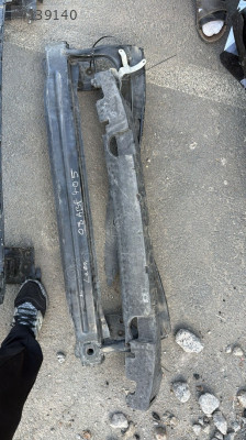 Seat Leon ön tampon demiri