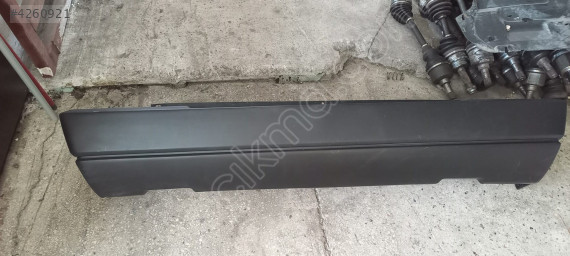 Skoda Favorit arka tampon (siyah) sıfır yan sanayi