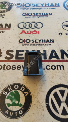 5E3887233 Skoda Octavia 2021 arka koltuk isofix kapağı