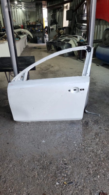 Renualt latitude 2011 model sol on kapi