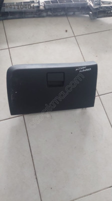 NİSSAN NAVARA TORPİDO KAPAĞI