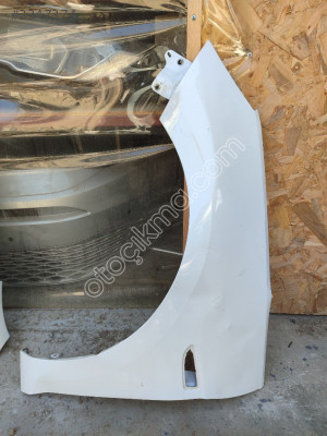Opel Astra J sol ön çamurluk çıkma orjinal yedek parça