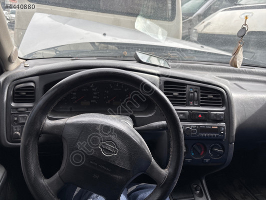 ÇIKMA NİSSAN PRİMERA GÖĞÜS