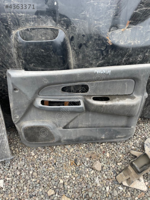 MİTSUBİSHİ L200 KAPI DÖŞEMESİ