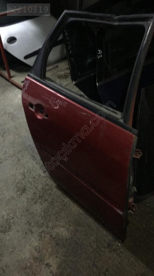 RENAULT SCENİC SAĞ ARKA KAPI