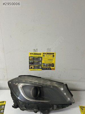 W176 A Serisi Mercedes Sağ Far - Orijinal Parça A1768201261