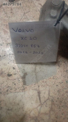 2019-25 VOLVO XC40 TAŞIYICI ÇIKMA ORJİNAL  32221857