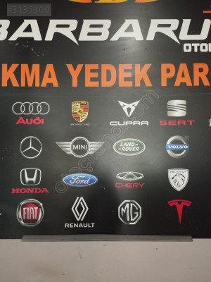 AUDİ A3 SAĞ ÖN KAPI ÇITASI 8P4853954A