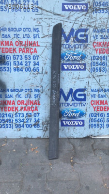 VOLVO XC70 -V70 SAĞ ARKA KAPI ÇITASI ORJ ÇIKMA 0918 77 35