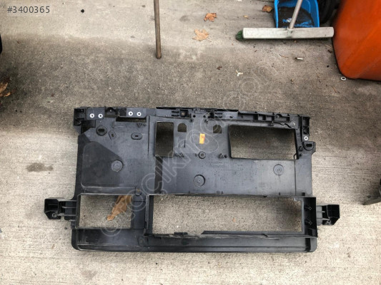 RENAULT MEGANE 4 ÖN PANEL 625009195R