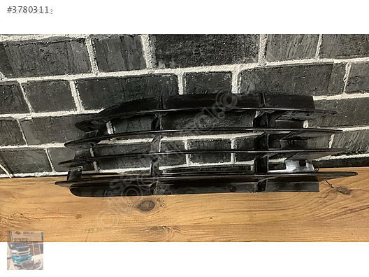 Vw golf5 sis farı çerçevesi çıkma