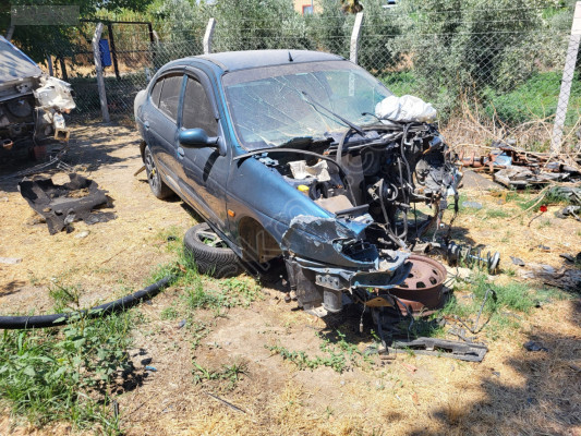 Renault megan 1 2.0 hurda belgeli parca olarak