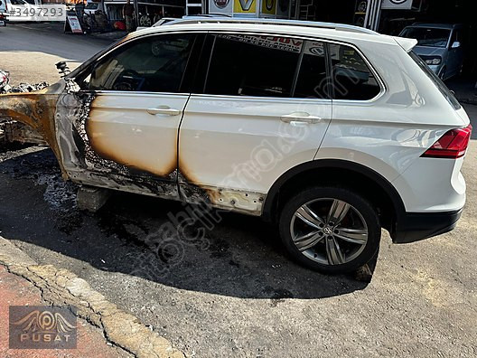 VOLKSWAGEN TİĞUAN SOL ARKA KAPI ÇIKMA ORJİNAL BEYAZ