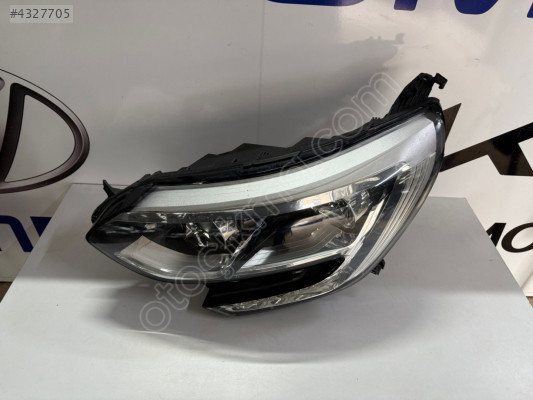 RENAULT MEGANE 4 JOY SOL FAR ORİJİNAL ÇIKMA