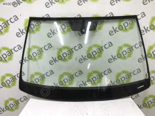 SKODA KAROQ 2017 2023 ÖN CAM (KARARTILMIŞ CAM ) 57A845011A