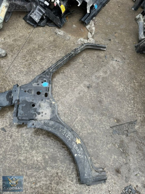 OTO CEM'DEN ÇIKMA FORD TRANSİT V347 KAMYONET SOL DİREK SACI