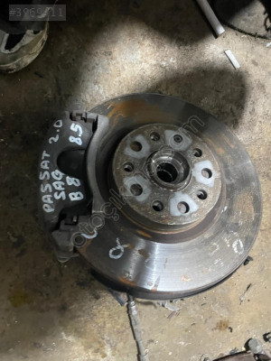 VOLKSWAGEN PASSAT B8.5 2.0 SAĞ TAŞIYICI