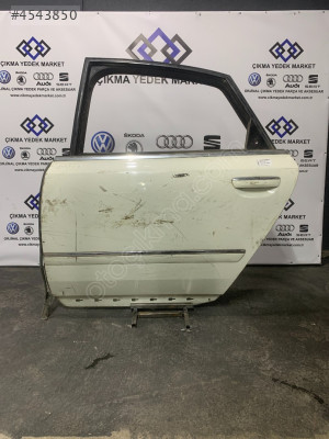 AUDİ A8 2004 SOL ARKA KAPI
