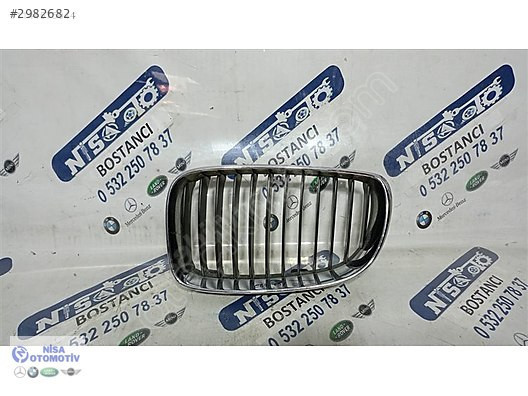 BMW 1 SERİSİ E87 KASA SOL PANJUR KROM SİYAH LCİ ORJ 51137166439