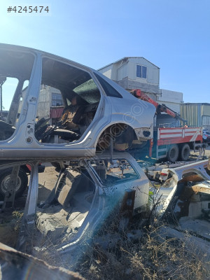 Ford focus 1 sedan sol arka çamurluk