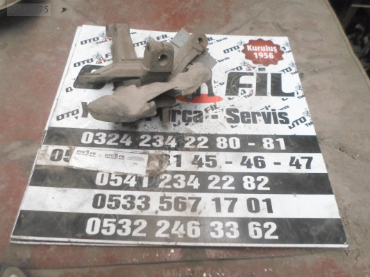 MAZDA 323 HB 1990-1994 1.6 SAĞ ÖN AKS TAŞIYICI ÇIKMA ORJİNAL