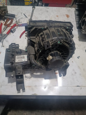 MİTSUBİSHİ L200 KALORİFER KUTUSU