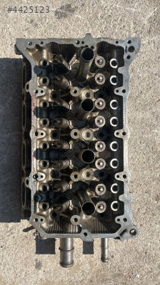 TOYOTA COROLLA 1.4 BENZINLI SİLİNDİR KAPAĞI ÇEVİK OTO ÇIKMA