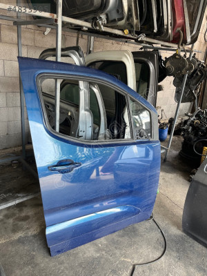 OPEL COMBO SAĞ ÖN KAPI