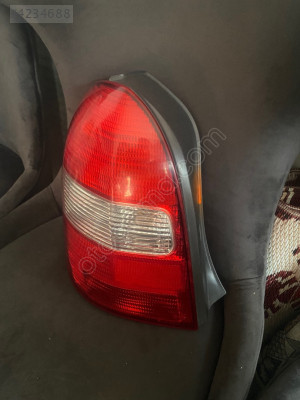 MAZDA 323 Astina Sol Arka Stop Lambası ORJİNAL Çıkma