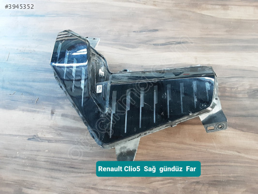 Renault Clio5  Sağ  gündüz  Far
