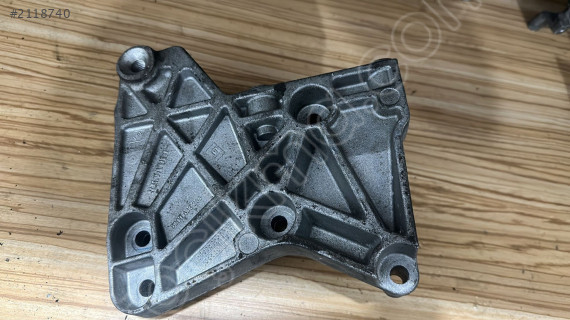 8200633253 LAGUNA KANGOO MOTOR BAĞLANTI AYAĞI