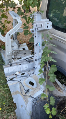 RENAULT TALİANT SOL ÇEYREK ŞASE OTO FEDAİ