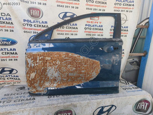 Hyundai i30 ön sol kapı