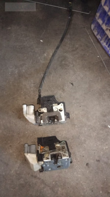 Fiat Doblo İçin Sağ Ön Kapı Kilidi - Oto Çıkma Parçalar