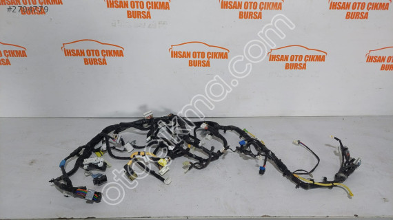 Hyundai i20 torpido göğüs tesisatı