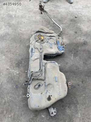 VOLVO S90 2019 D5 2.0 D YAKIT DEPOSU ÇIKMA ORJİNAL