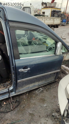 volkswagen caddy çıkma sağ ön kapı dolu