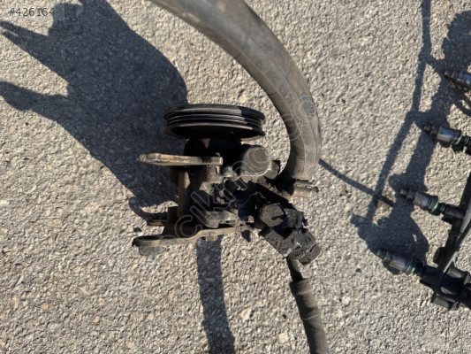 Toyota Carina ve corona direksiyon pompası