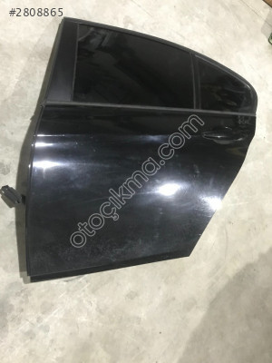 BMW 3 Serisi F30 Çıkma Sol Arka Kapı