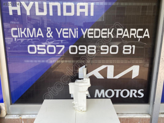 HYUNDAİ İ30 2012-2017 SİLECEK SU BİDONU SIFIR ORİJİNAL