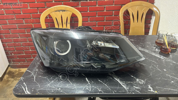 SKODA FABİA SAĞ FAR