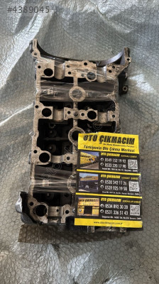 MERCEDES 272 CLS VE S SERİSİ MOTOR SİLİNDİR KAPAĞI