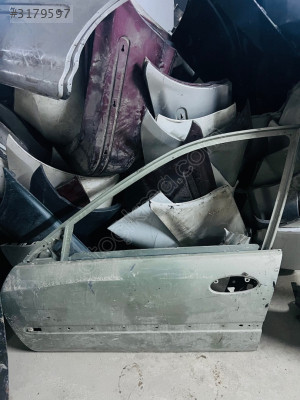 Renault Laguna 1 çıkma ön sol kapı