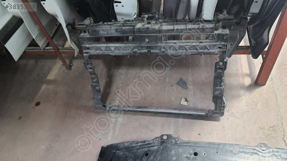 VW T-roc 18/24  ön panel sefalılar oto cıkma